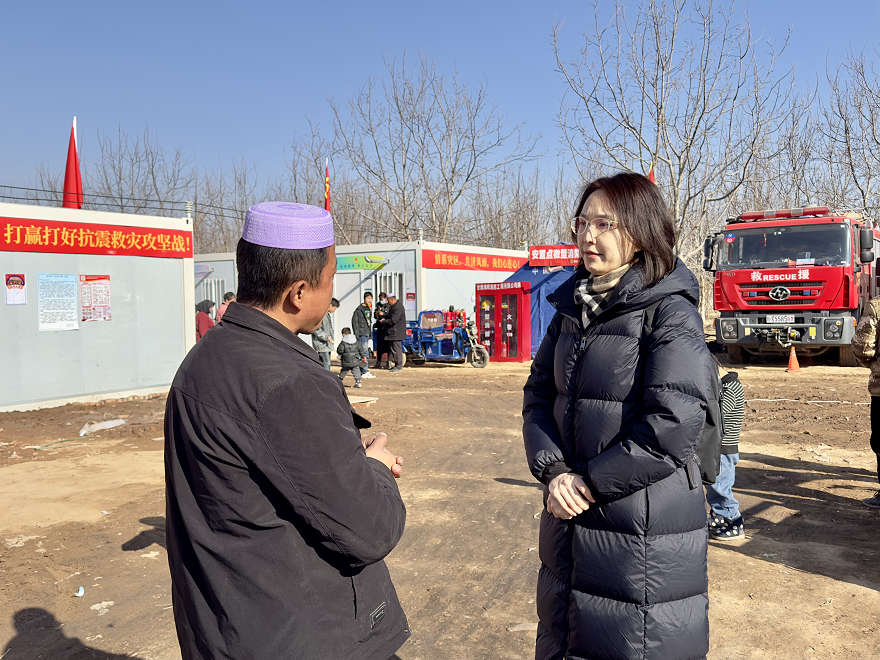 尚緯股份代表深入災區(qū)一線1.png